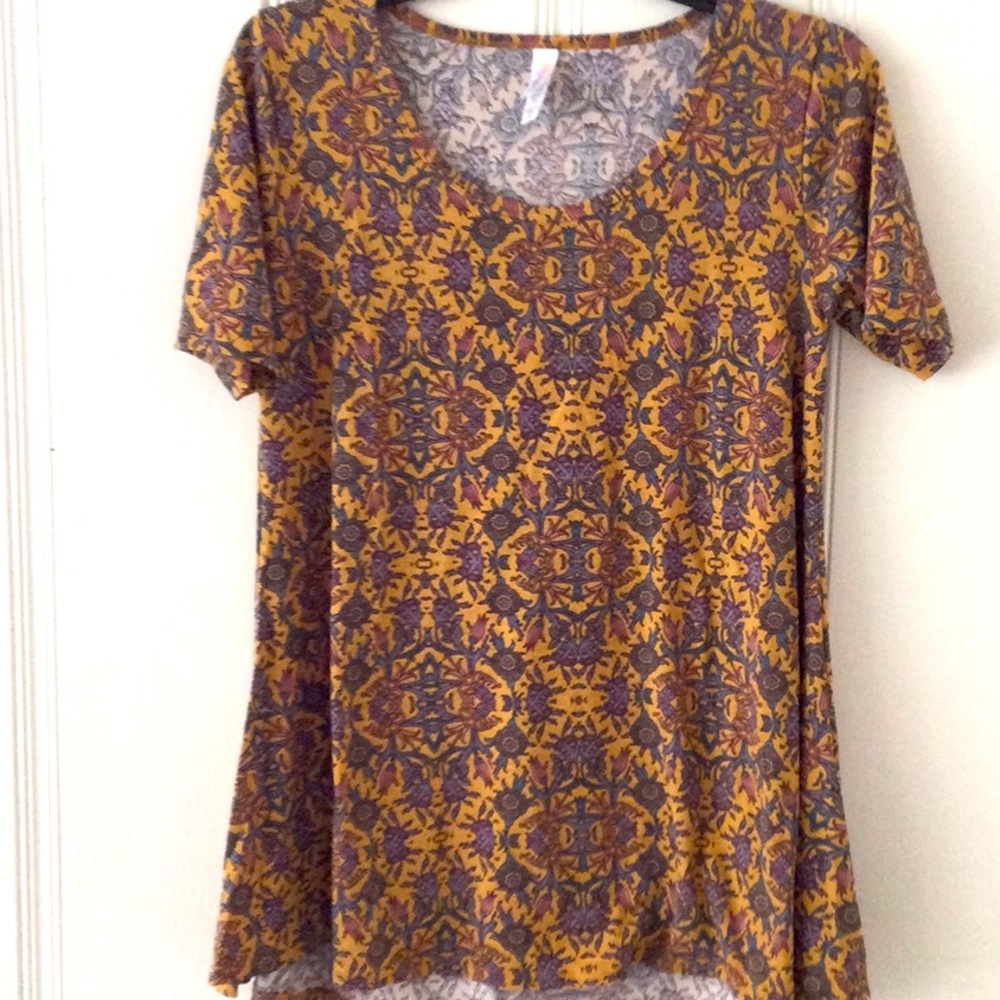 LULAROE NWOT Gorgeous Top - Must See ✨